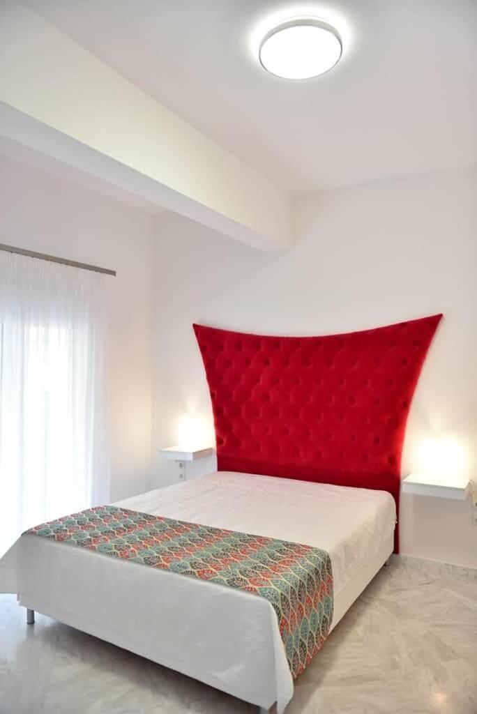 Ilion Luxury Apartments 아스프로발타 외부 사진